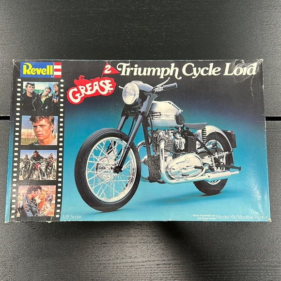 Triumph Toys Vintage 952 Triumph Tiger 10 Grease 2 Cycle Lord 18